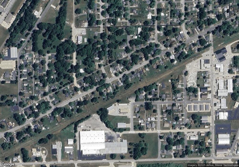 717 W Ensley Ave, Auburn, IN 46706 - photo 1