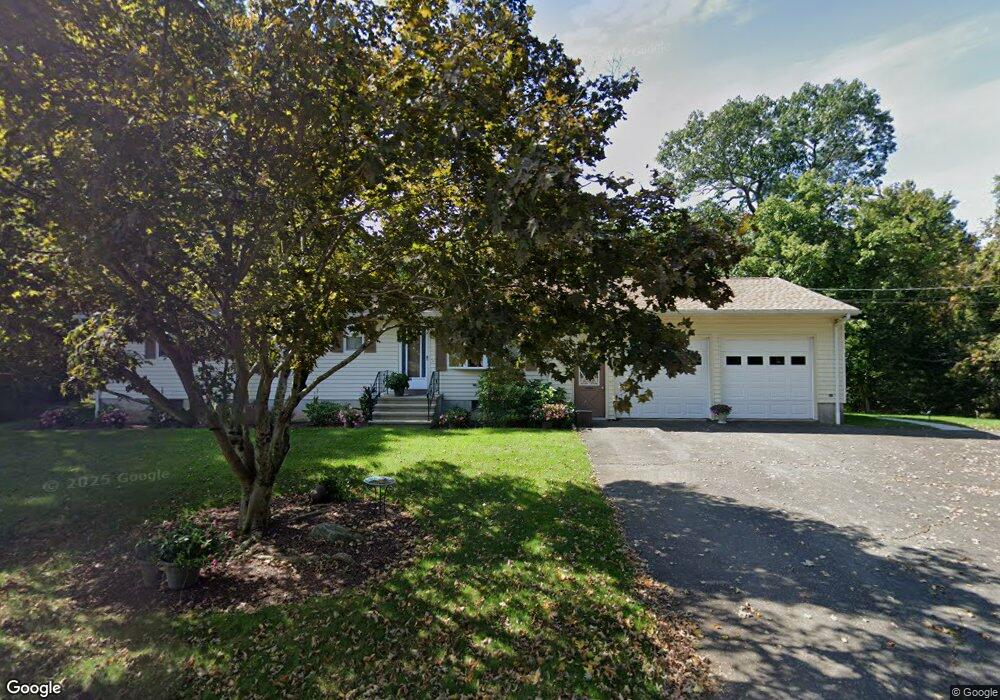 55 Regan Rd, Middlebury, CT 06762 - photo 1