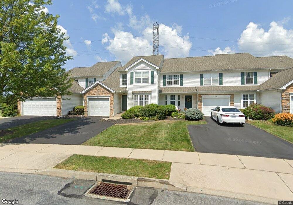 246 Park Ridge Dr, Easton, PA 18040 - photo 1