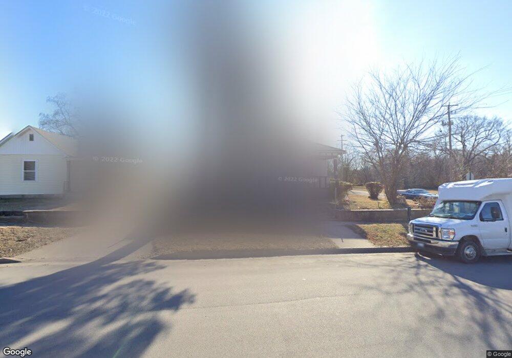 2130 Appleton Ave, Parsons, KS 67357 - photo 1