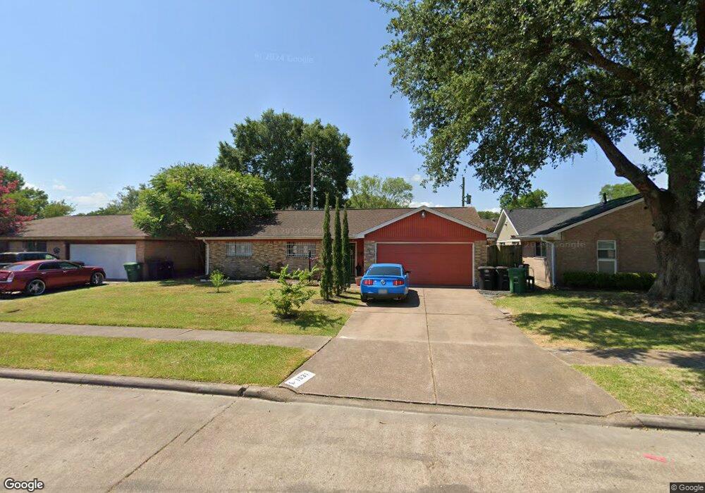 1031 Helms Rd, Houston, TX 77088 - photo 1