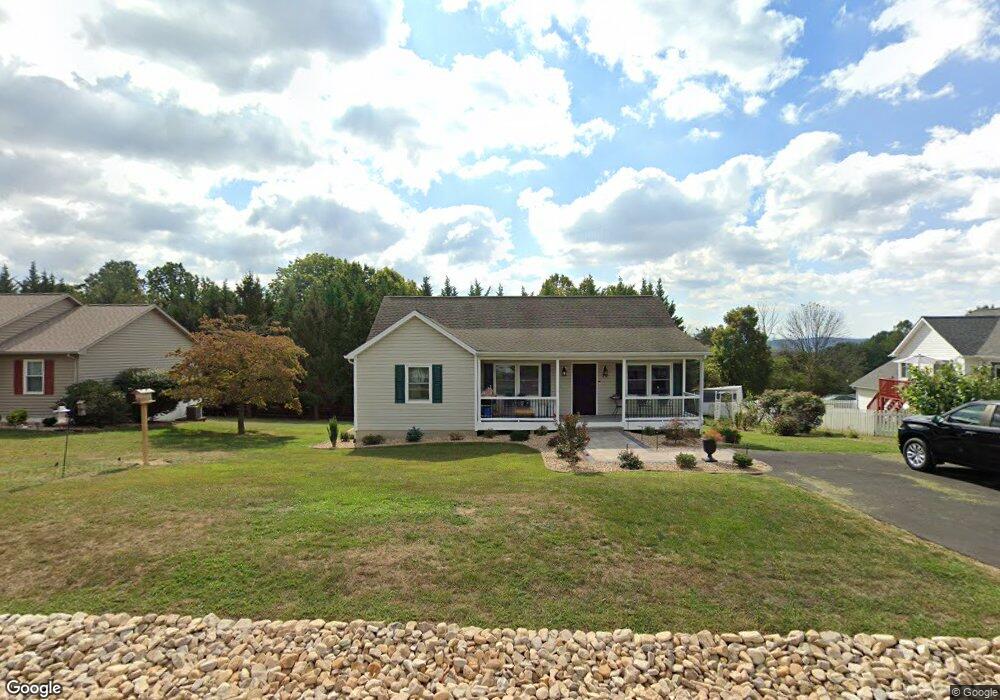 70 Fairmont Dr, Staunton, VA 24401 - photo 1