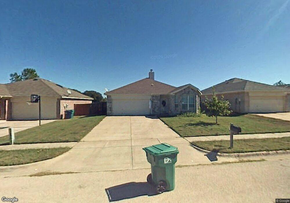 3929 Overlake Dr, Denton, TX 76210 - photo 1
