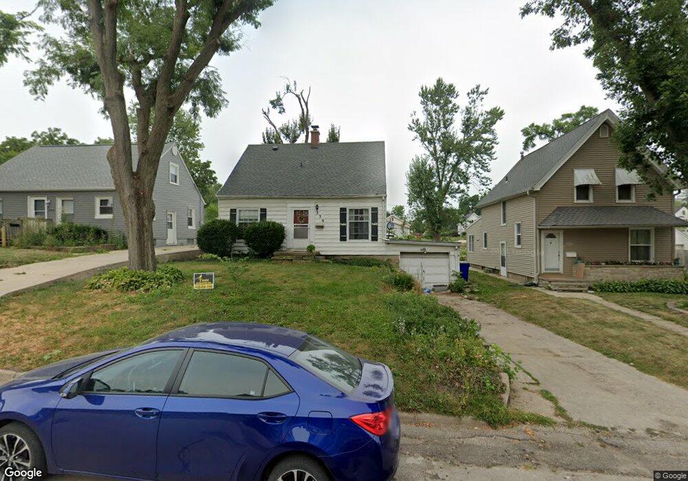 336 12th St SW, Cedar Rapids, IA 52404 - photo 1