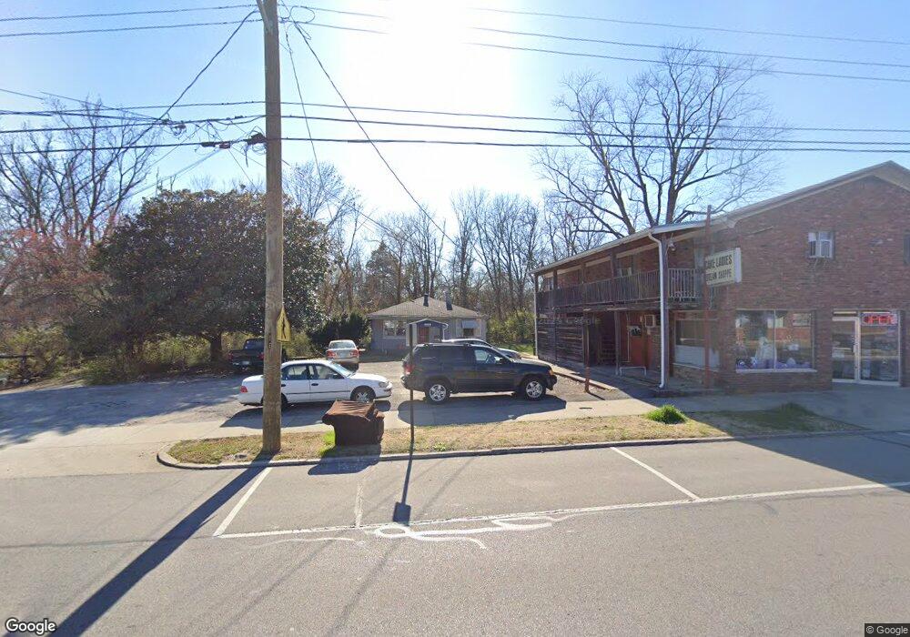 1221 State St, New Albany, IN 47150 - photo 1