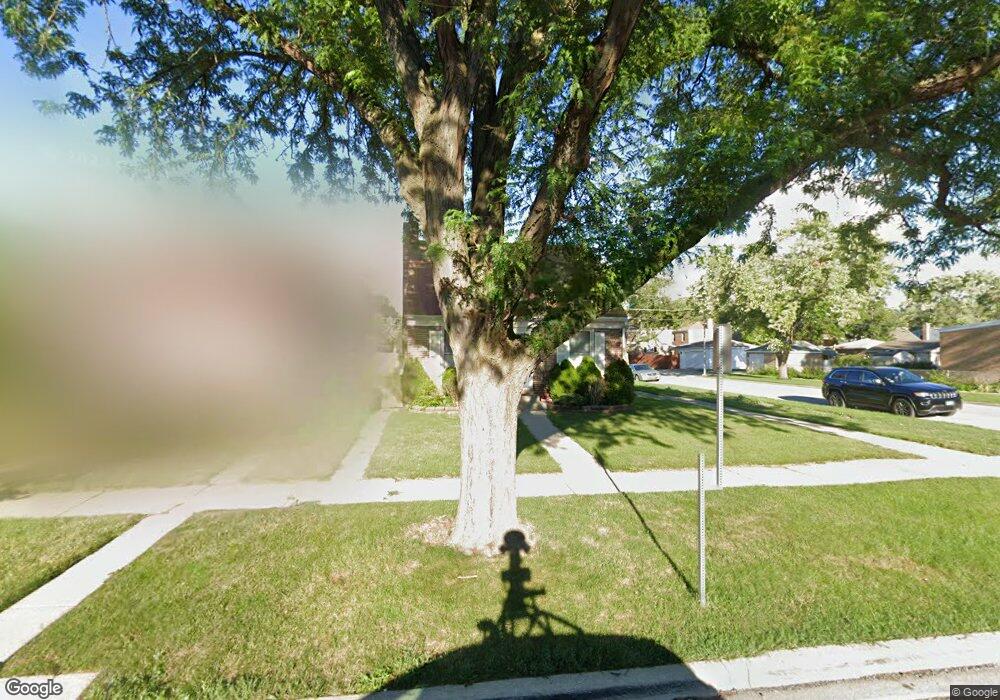 725 Portsmouth Ave, Westchester, IL 60154 - photo 1