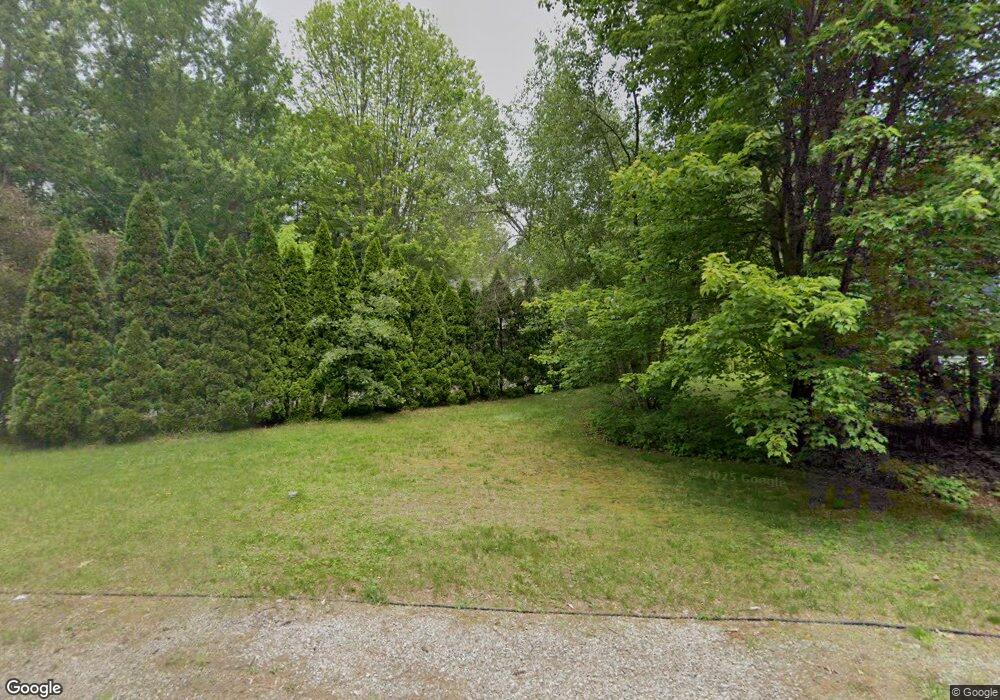 23 Chase Brook Cir, Litchfield, NH 03052 - photo 1