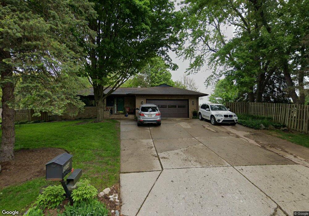 5014 Shady Oak Trail, Flint, MI 48532 - photo 1