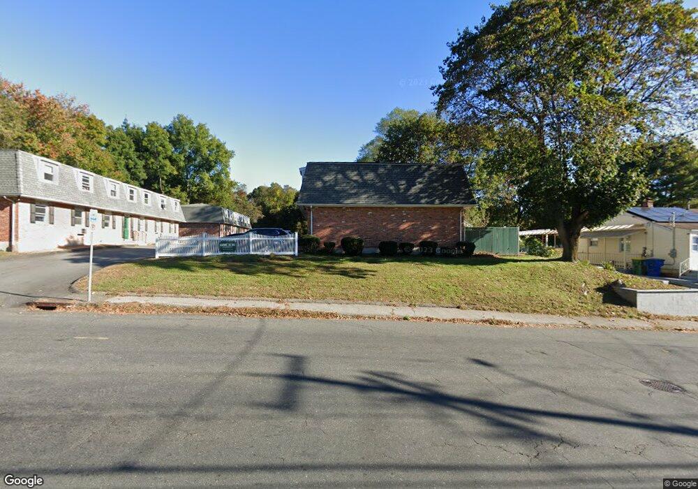 364 Colonial Ave unit 5B, Waterbury, CT 06704 - photo 1