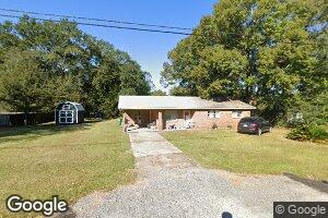 9905 Oakcliff Dr, Moss Point, MS 39562