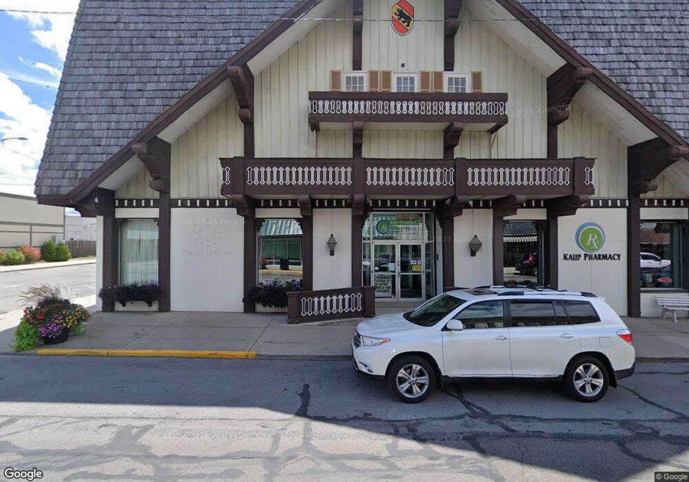 102 W Main St, Berne, IN 46711 - photo 1