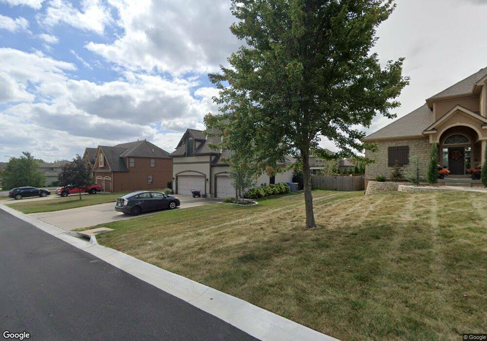 1505 SW 42nd Ct, Lees Summit, MO 64082 - photo 1