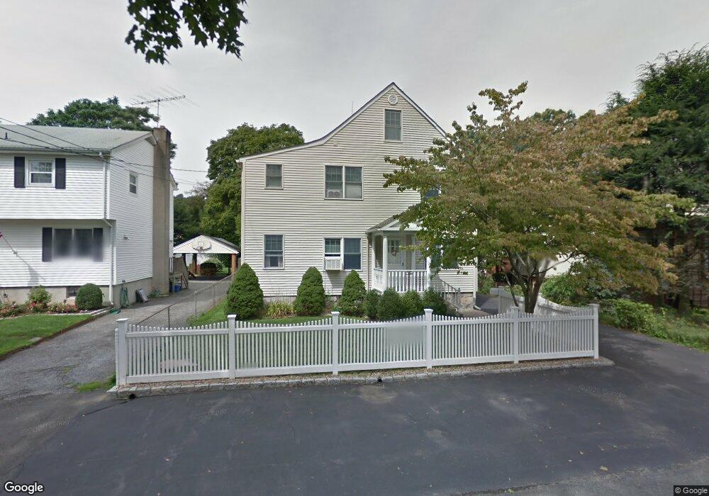 10 Berge St, Cos Cob, CT 06807 - photo 1