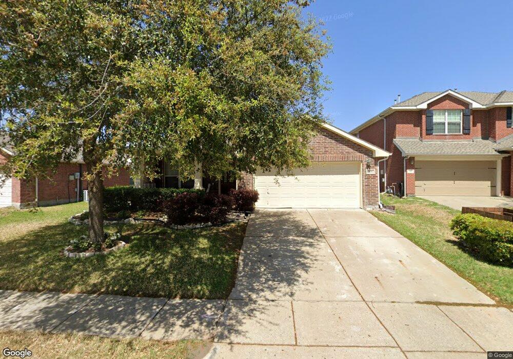 304 Highland Creek Dr, Wylie, TX 75098 - photo 1