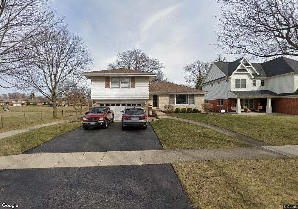 813 S Bryan St, Elmhurst, IL 60126 - photo 1