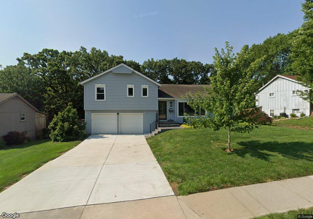 10117 W 67th St, Shawnee, KS 66203 - photo 1