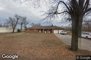 402 Matthews Ln, Sikeston, MO 63801