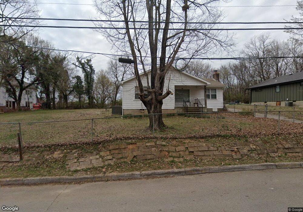 519 S Wood Ave, Fayetteville, AR 72701 - photo 1