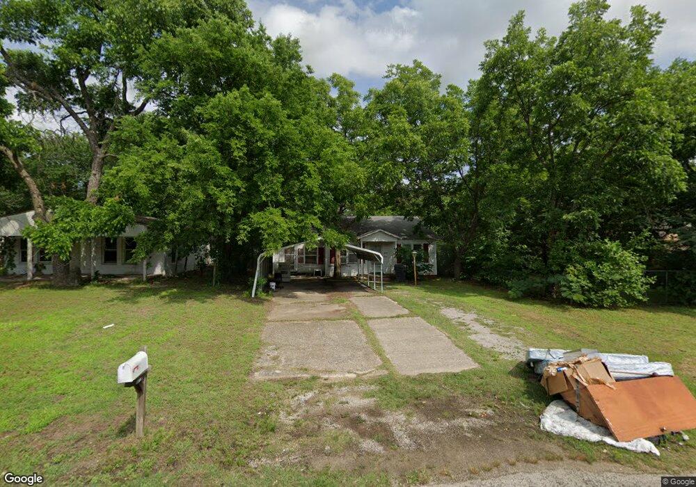 1124 C St SE, Ardmore, OK 73401 - photo 1