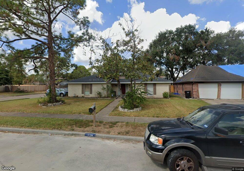 6138 Elkwood Forest Dr, Houston, TX 77088 - photo 1