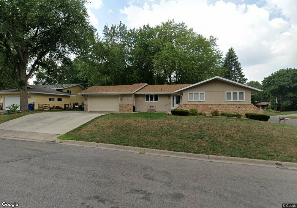 1087 2nd Ave N, Sauk Rapids, MN 56379 - photo 1