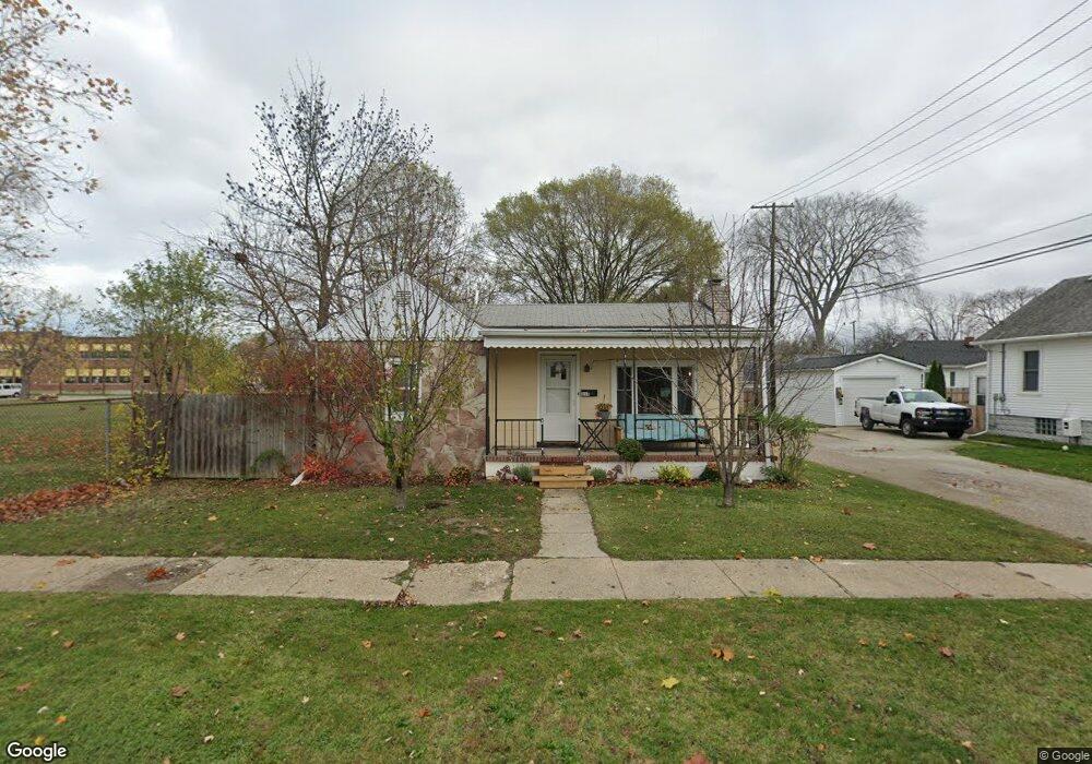 110 16th St, Port Huron, MI 48060 - photo 1