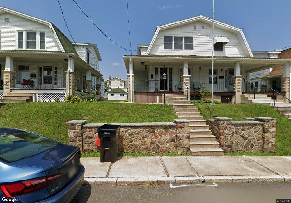 636 Cypress St, Lehighton, PA 18235 - photo 1