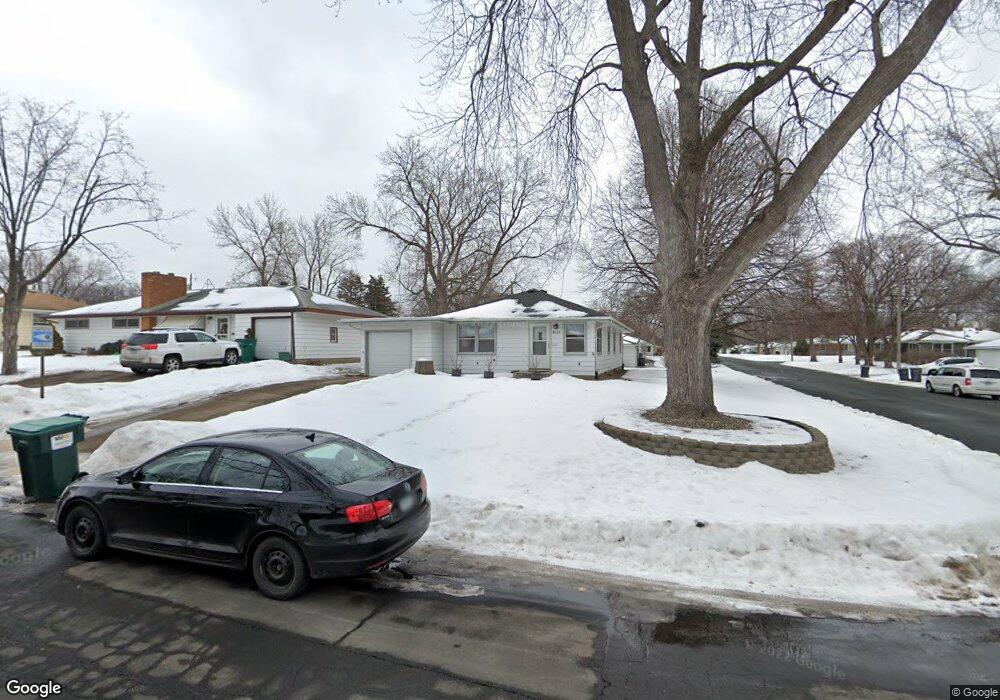 8237 Dupont Ave S, Bloomington, MN 55420 - photo 1