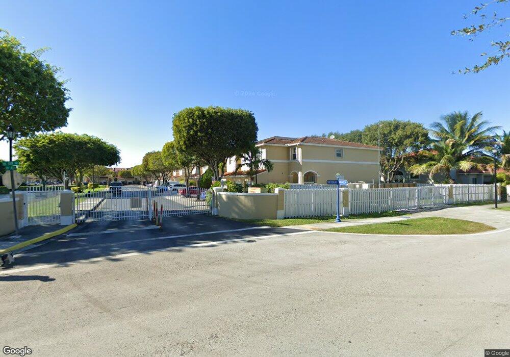 10917 NW 43rd Ln, Doral, FL 33178 - photo 1