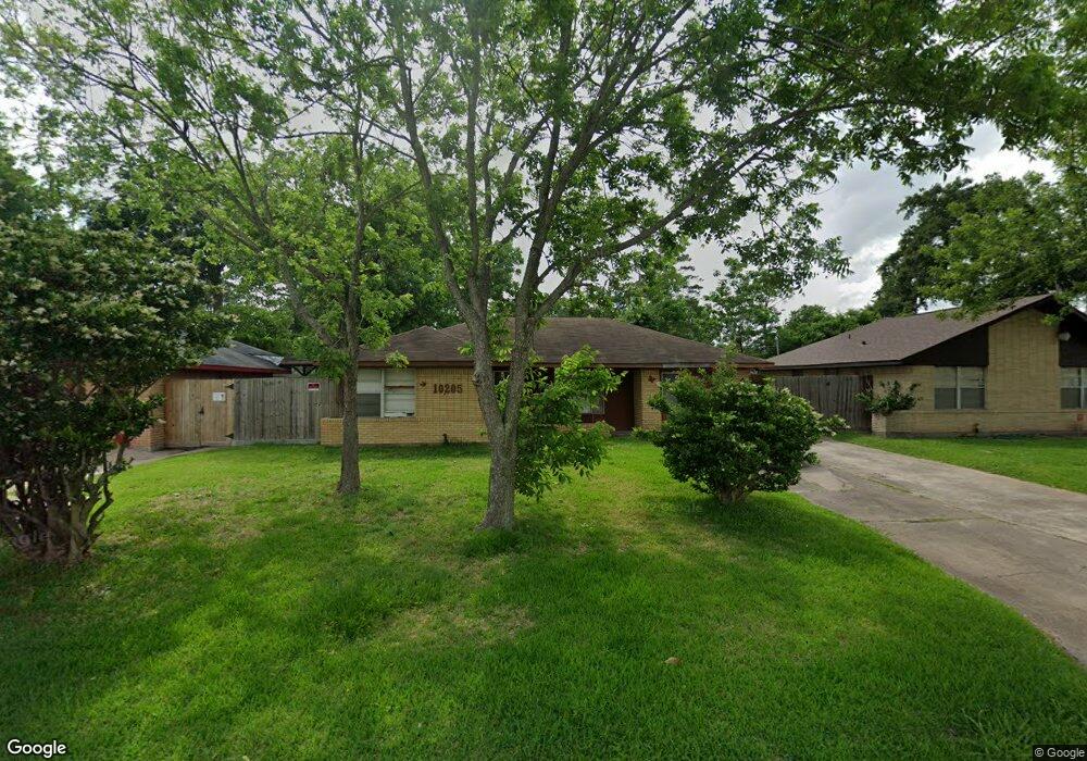 10205 Hollyglen Dr, Houston, TX 77016 - photo 1