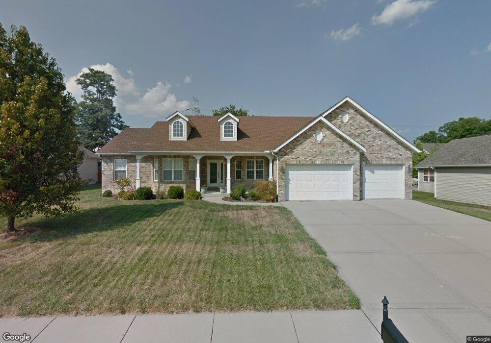 6029 Keebler Oaks Dr, Maryville, IL 62062 - photo 1