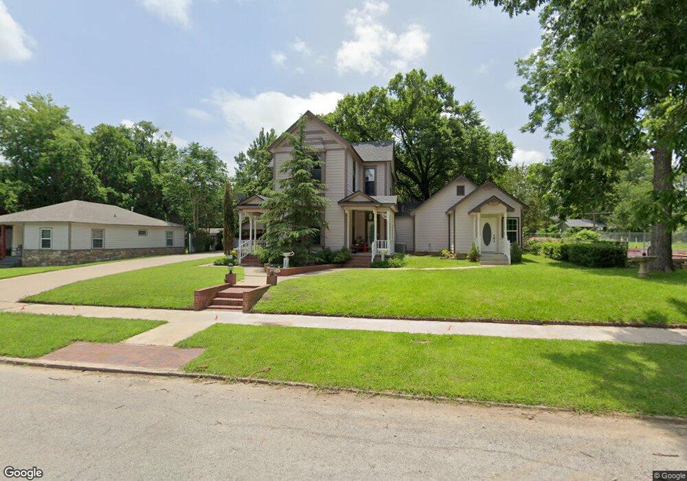 516 W Munson St, Denison, TX 75020 - photo 1