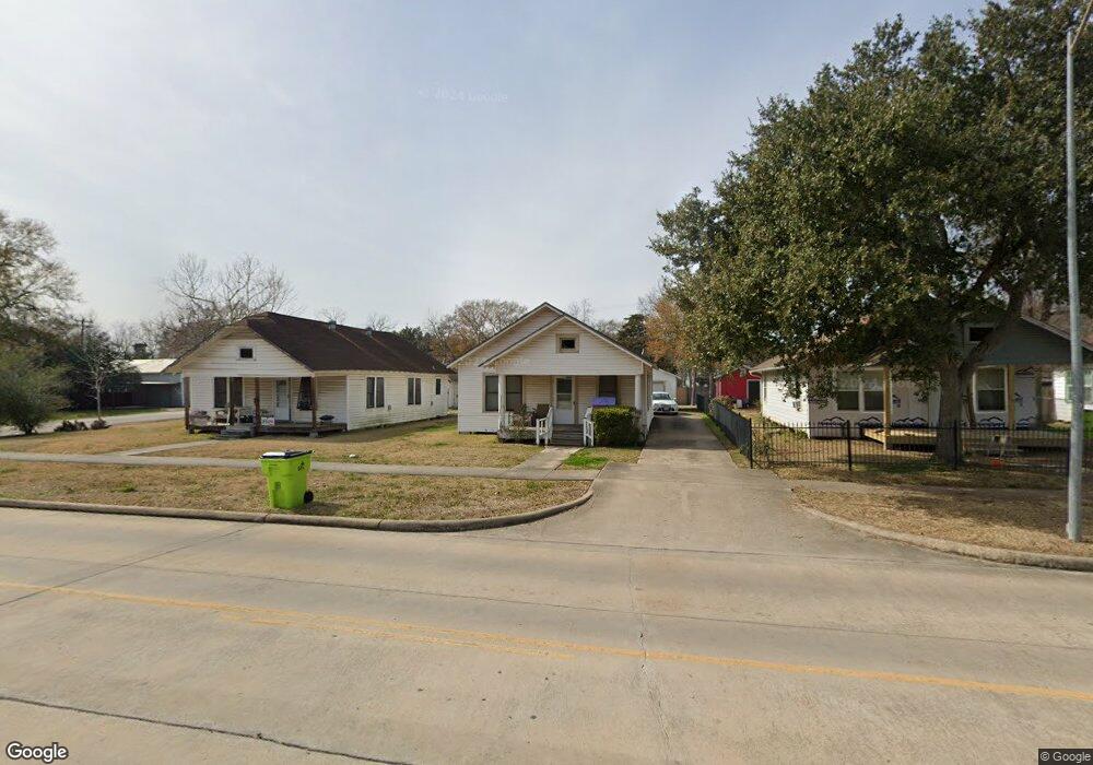 1320 4th St, Rosenberg, TX 77471 - photo 1