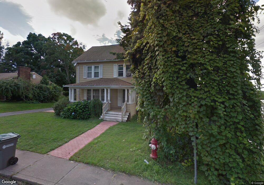 4 Strong St, Manchester, CT 06042 - photo 1