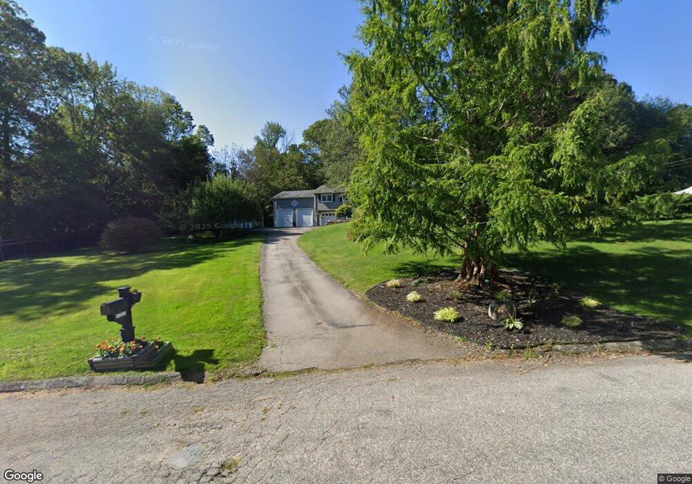 10 Sherwood Dr, Stonington, CT 06378 - photo 1