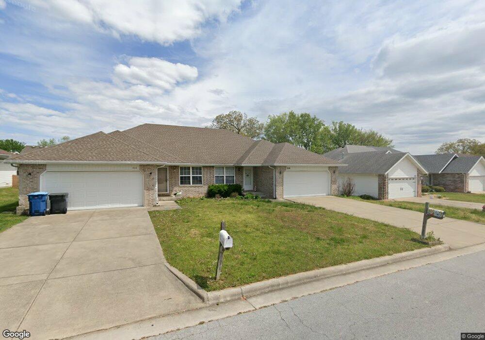 808 Foxx Dr, Nixa, MO 65714 - photo 1