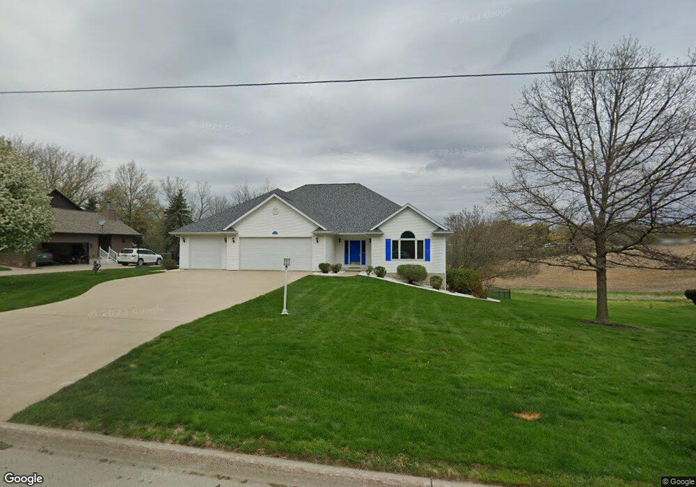 1436 S 20th Ave W, Newton, IA 50208 - photo 1