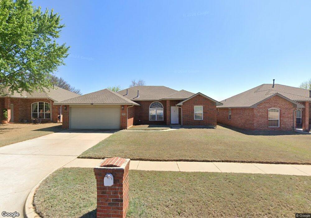 1112 Sparrow Hawk Dr, Norman, OK 73072 - photo 1