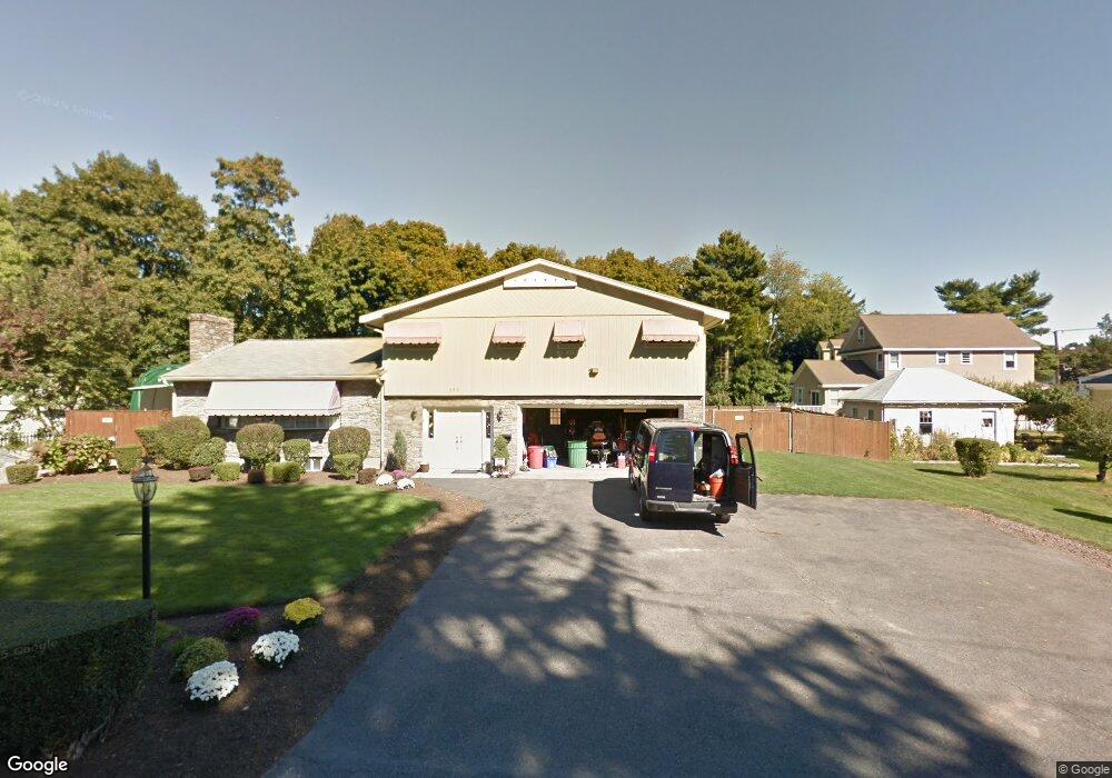 395 Pleasant St, Milton, MA 02186 - photo 1