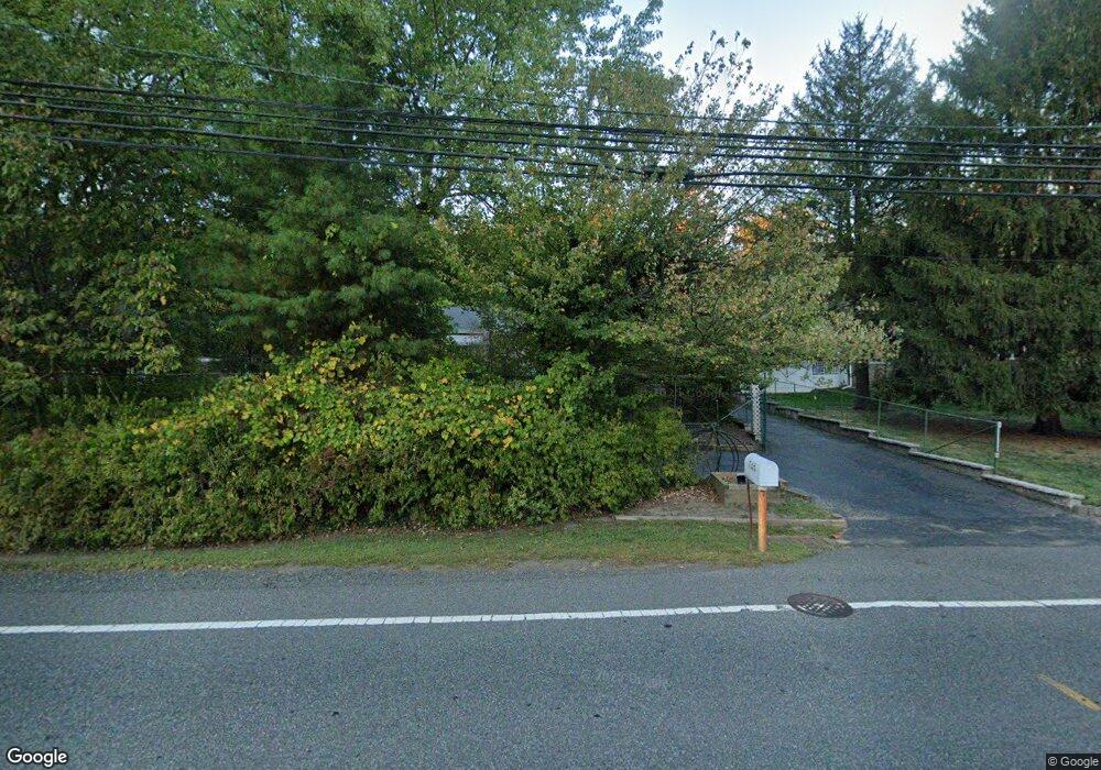 746 Thompson Ave, Bound Brook, NJ 08805 - photo 1