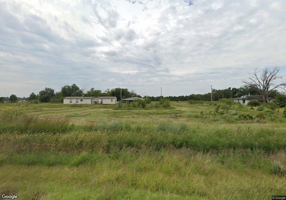 1604 S Agra Rd, Cushing, OK 74023 - photo 1