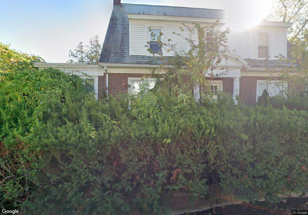 8 Crescent Heights, Fitchburg, MA 01420 - photo 1