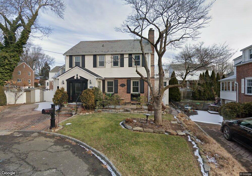 130 Bajart Place, Yonkers, NY 10705 - photo 1