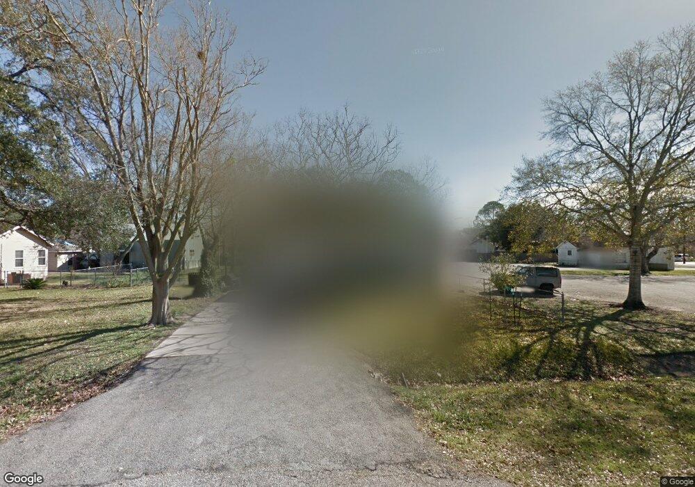 1005 Avenue H, Bay City, TX 77414 - photo 1