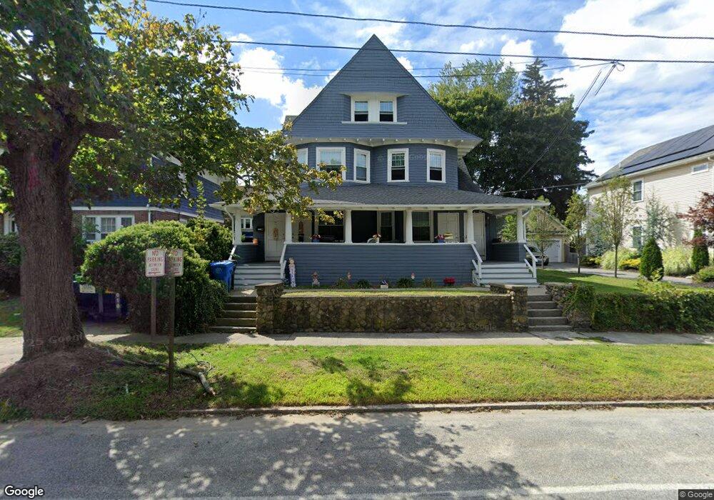 1301 Narragansett Blvd, Cranston, RI 02905 - photo 1