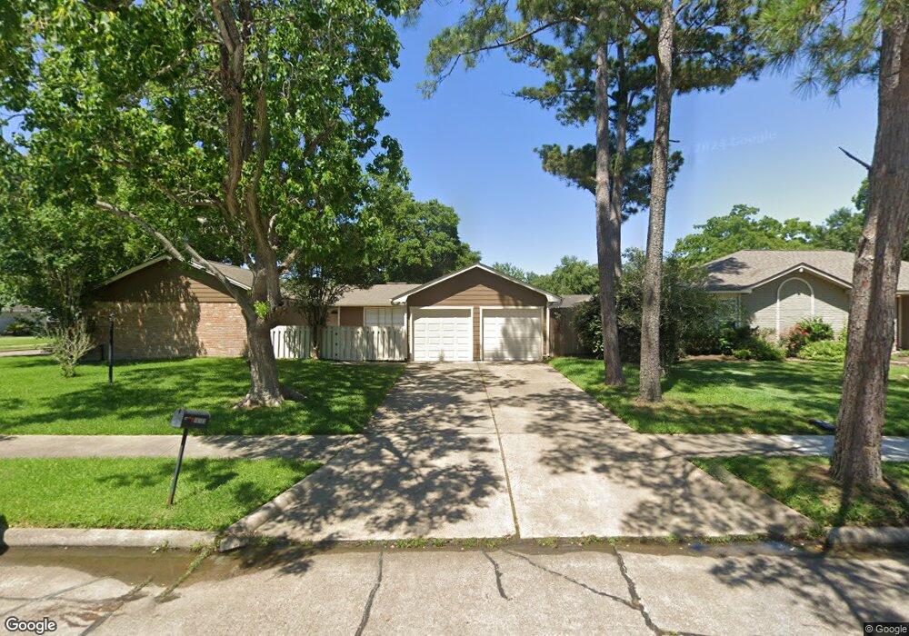 16103 Tibet Rd, Friendswood, TX 77546 - photo 1
