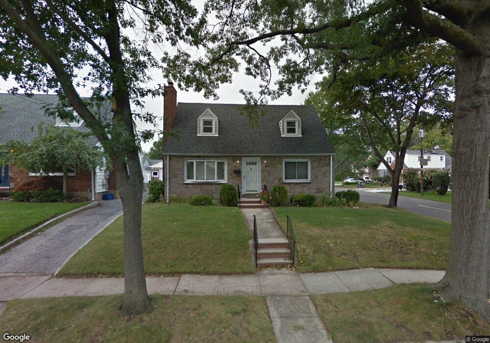 159 Floral Blvd, Floral Park, NY 11001 - photo 1