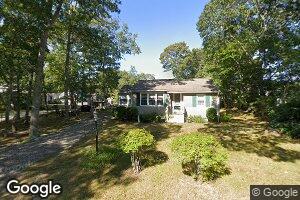 14 Clover Ln, Mashpee, MA 02649