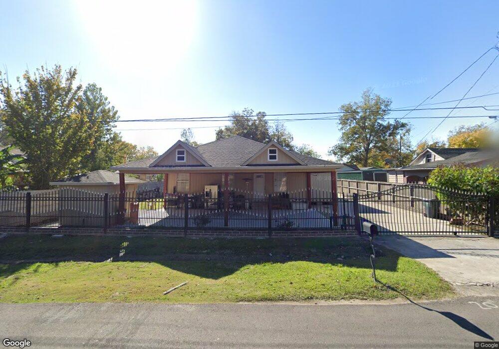 1530 Warwick Rd, Houston, TX 77093 - photo 1