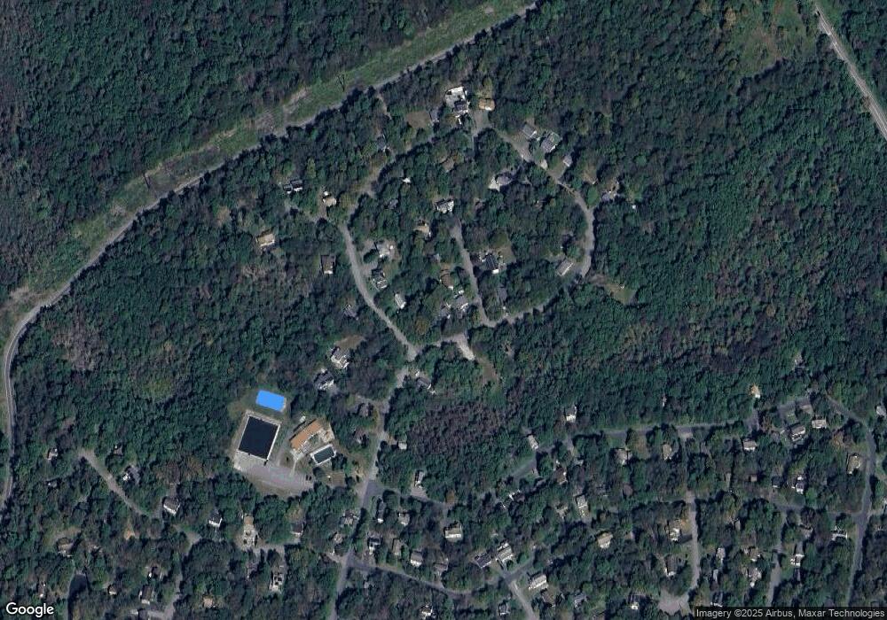 9648 Stony Hollow Dr, Tobyhanna, PA 18466 - photo 1